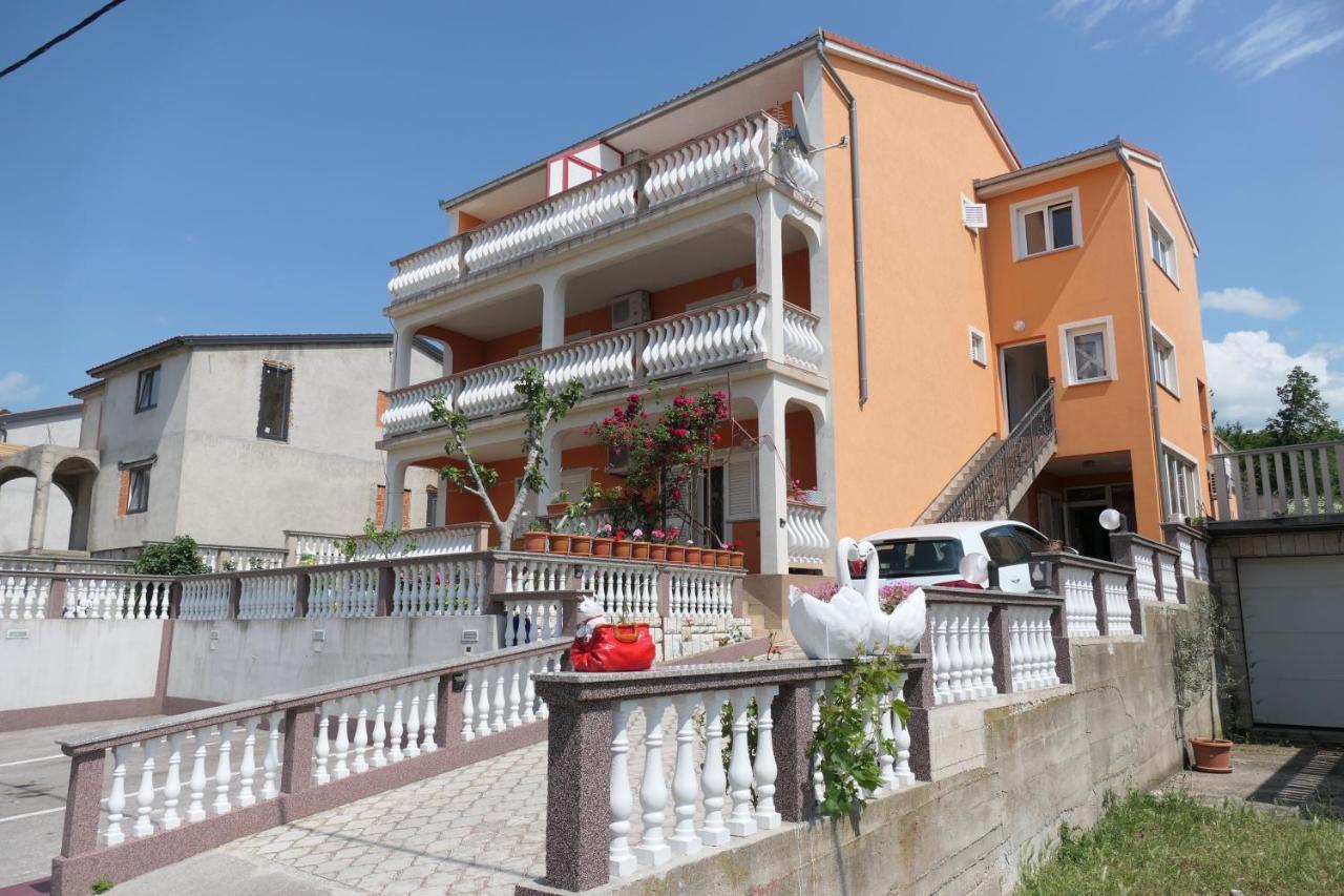 Apartments And Rooms Juki Сень Екстер'єр фото
